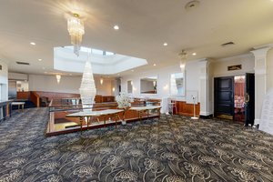 Plaza Universel - Image 5