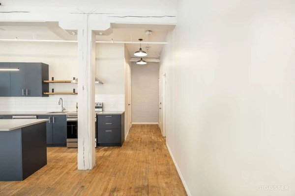 Chic Loft-Style Studio in Heart of Old Montreal